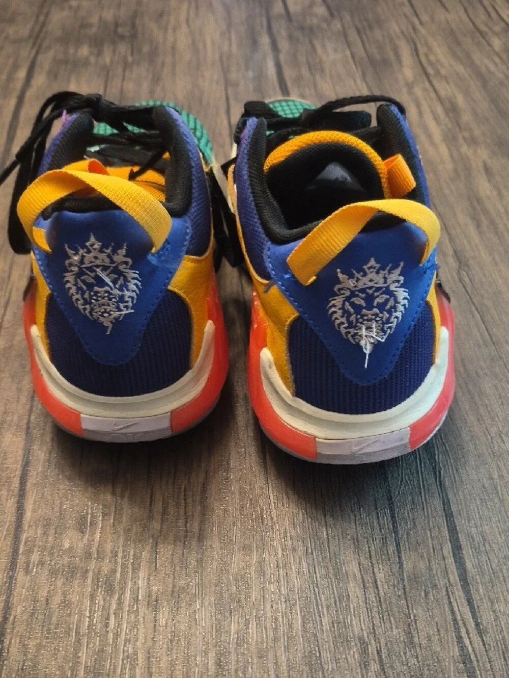 nike basketball shoes, 6.5 Y, colorful, GREAT condition
